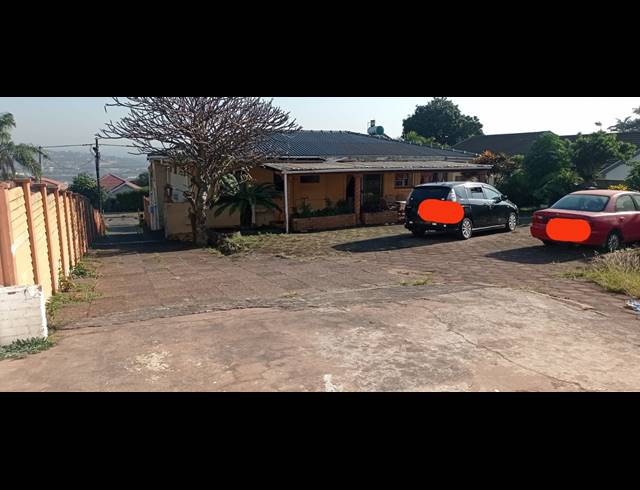 3 BEDROOM HOUSE FOR SALE IN BLUFF
